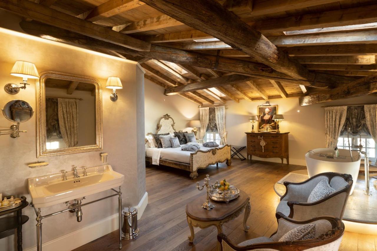 Отель Antica Dimora Desenzano Дезенцано-дель-Гарда Экстерьер фото